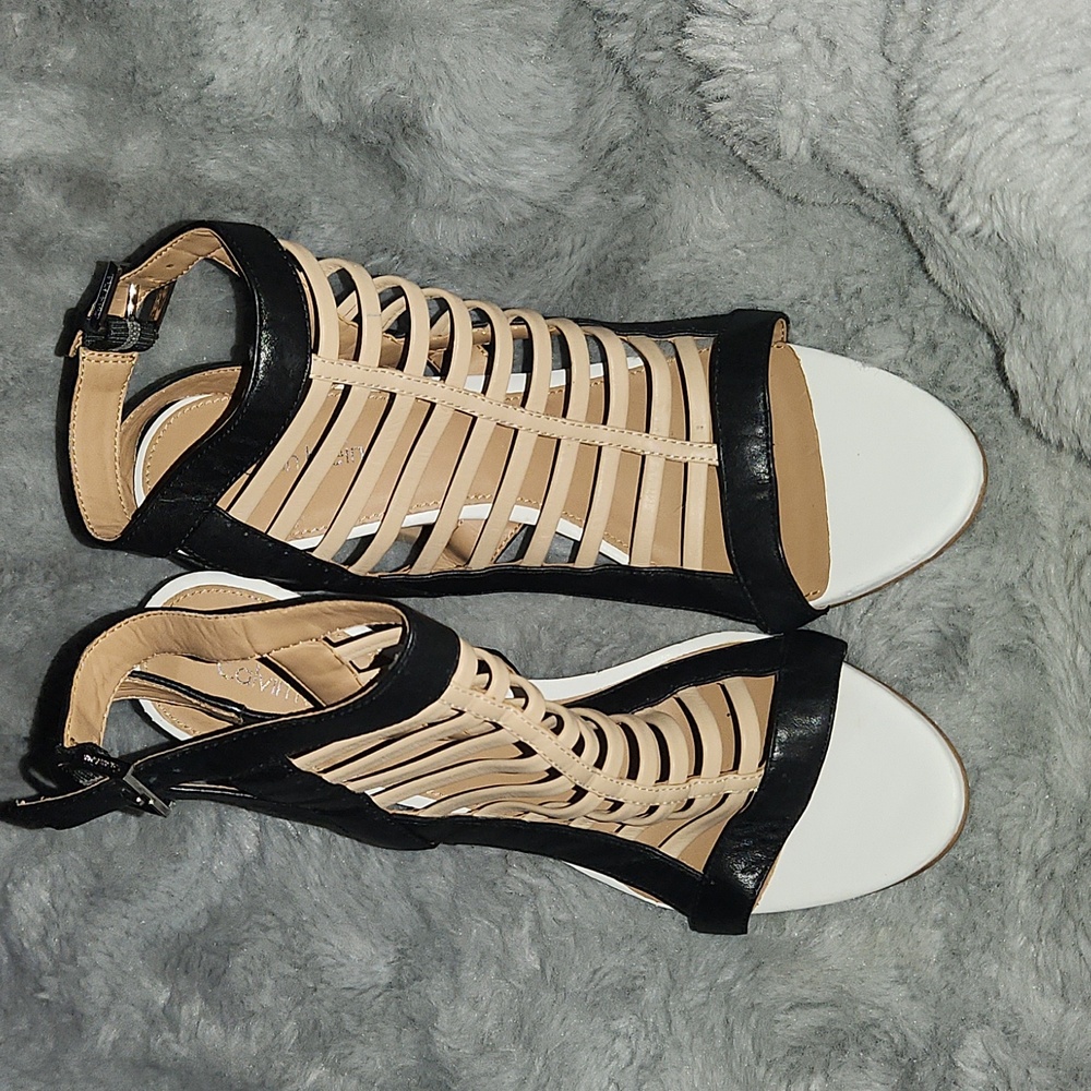 Calvin Klein (Nalo) S.10 Tan -White- Black Leather  Heels - Picture 4 of 12